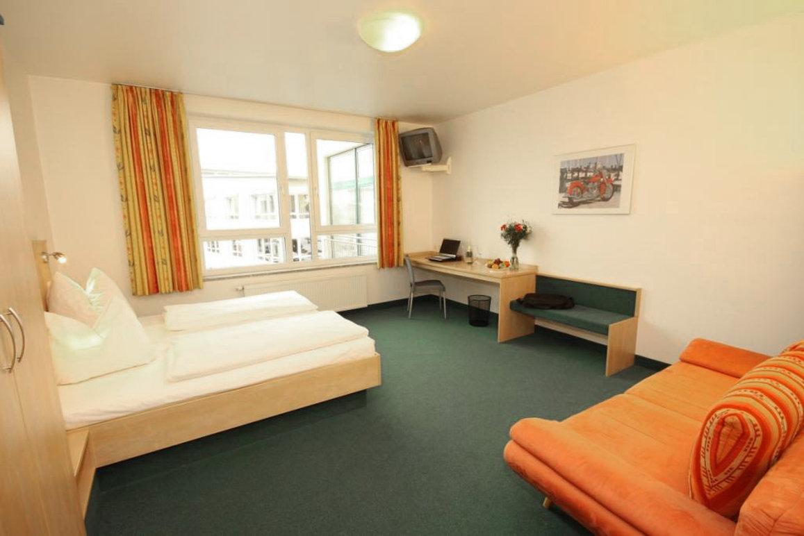 Smartmotel Кемптен Екстериор снимка