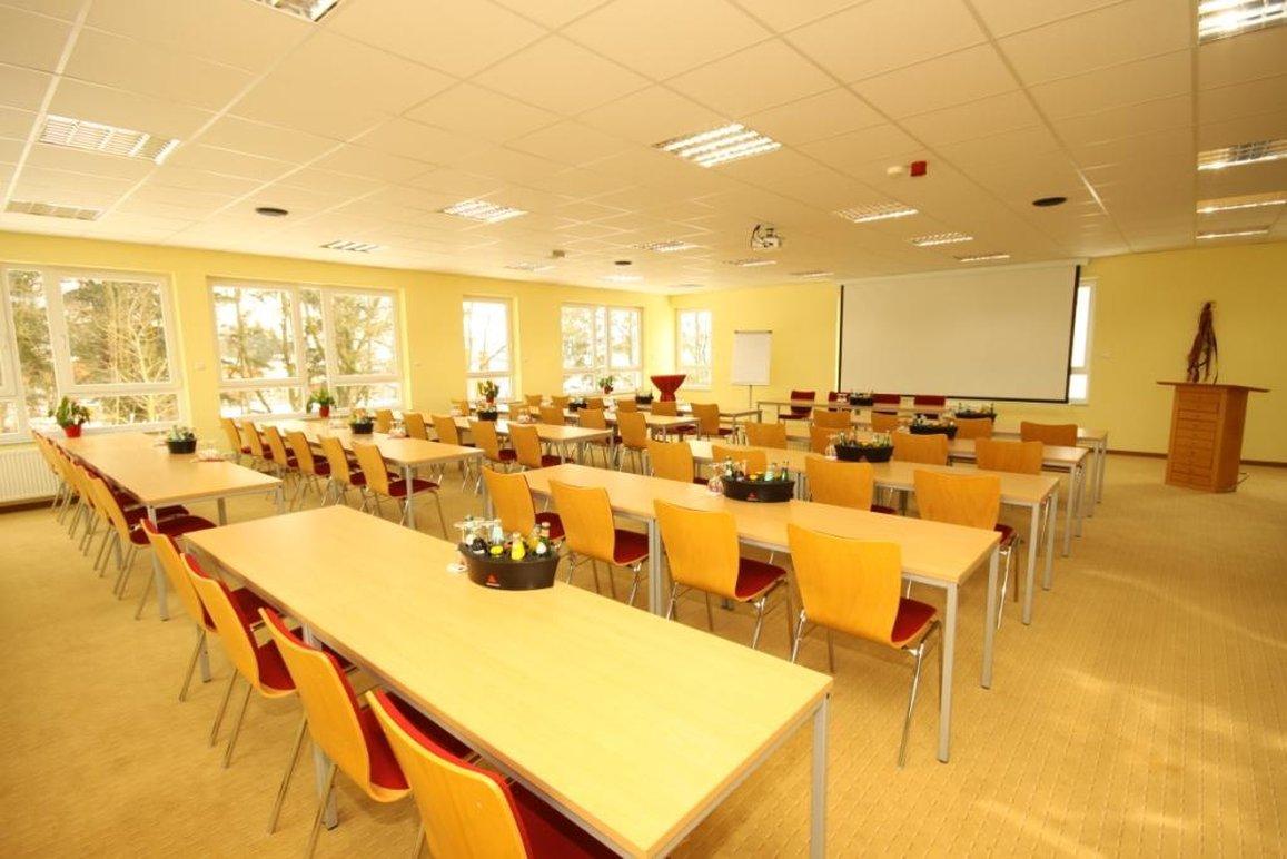 Smartmotel Кемптен Екстериор снимка