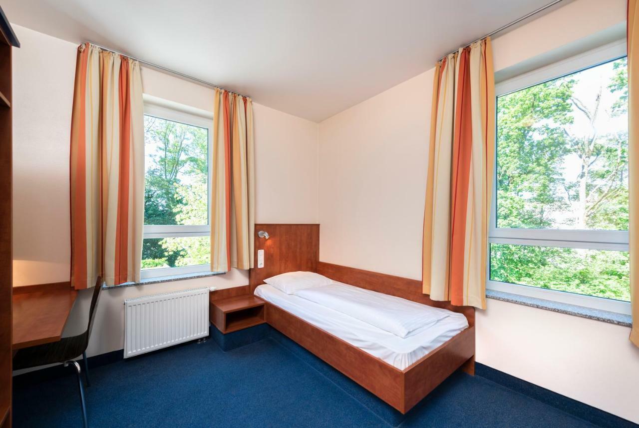 Smartmotel Кемптен Екстериор снимка